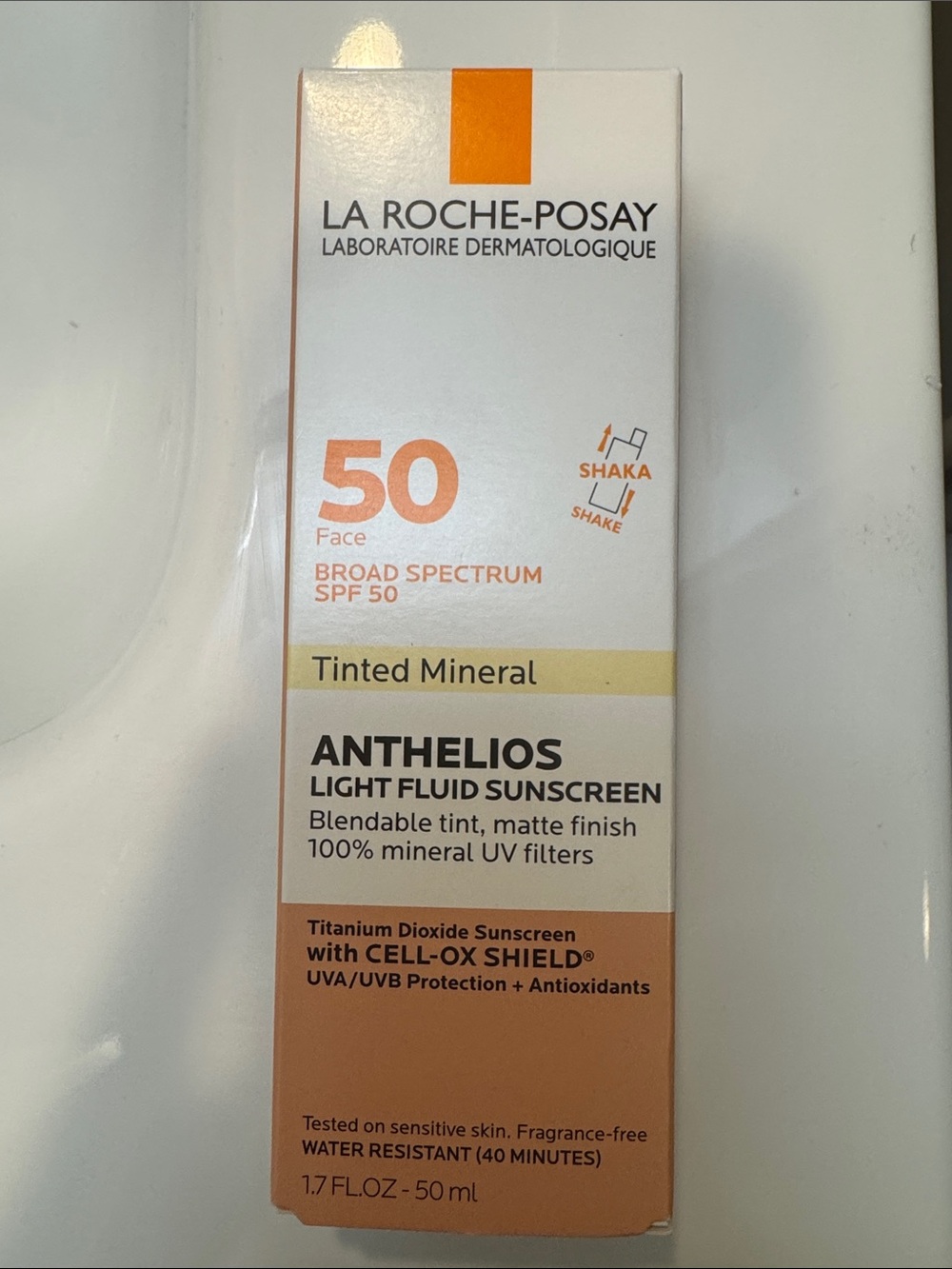 La Roche Posay Anthelios Tinted Mineral SPF 50 Light Fluid Sunscreen